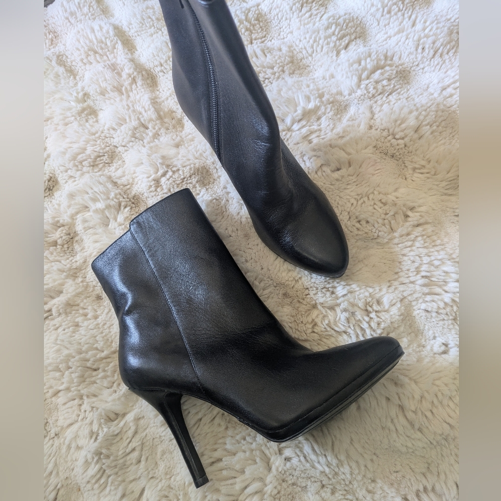 Ralph Lauren Lauren Larrisa Leather Boots